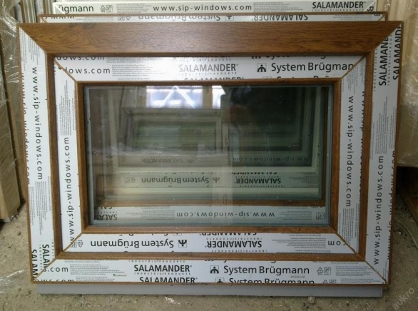 Kunststofffenster Salamander 70x50 cm (b x h), Aussendekor eiche gold und innen weiß, 3-fach Verglasung – Bild 2