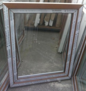 Kunststofffenster Salamander 90x110 cm (b x h), Aussendekor eiche gold und innen weiß, 3-fach Verglasung – Bild 2